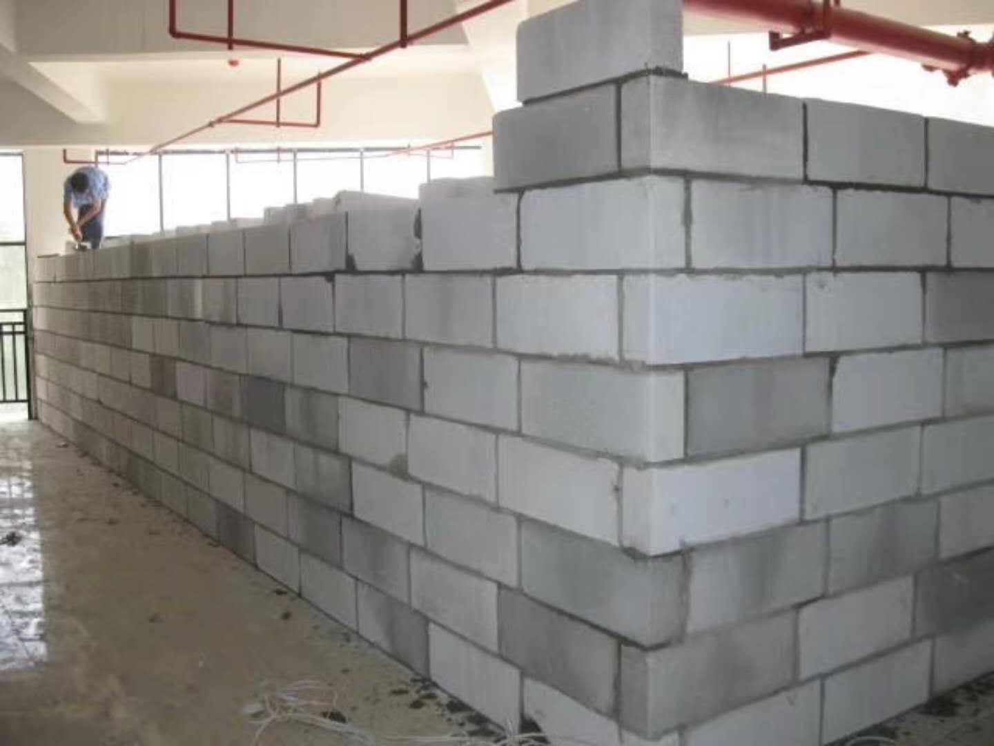 延川蒸压加气混凝土砌块承重墙静力和抗震性能的研究